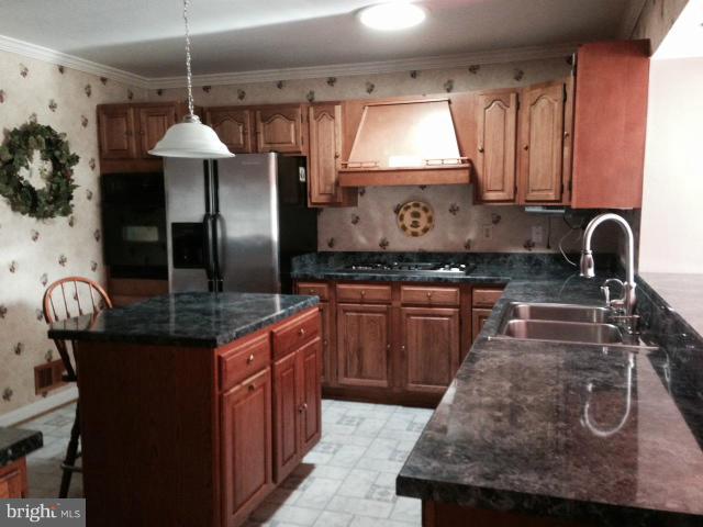 1625 Bowleys Quarters Road Baltimore, MD 21220 - Photo 8 of 29 Kitchen