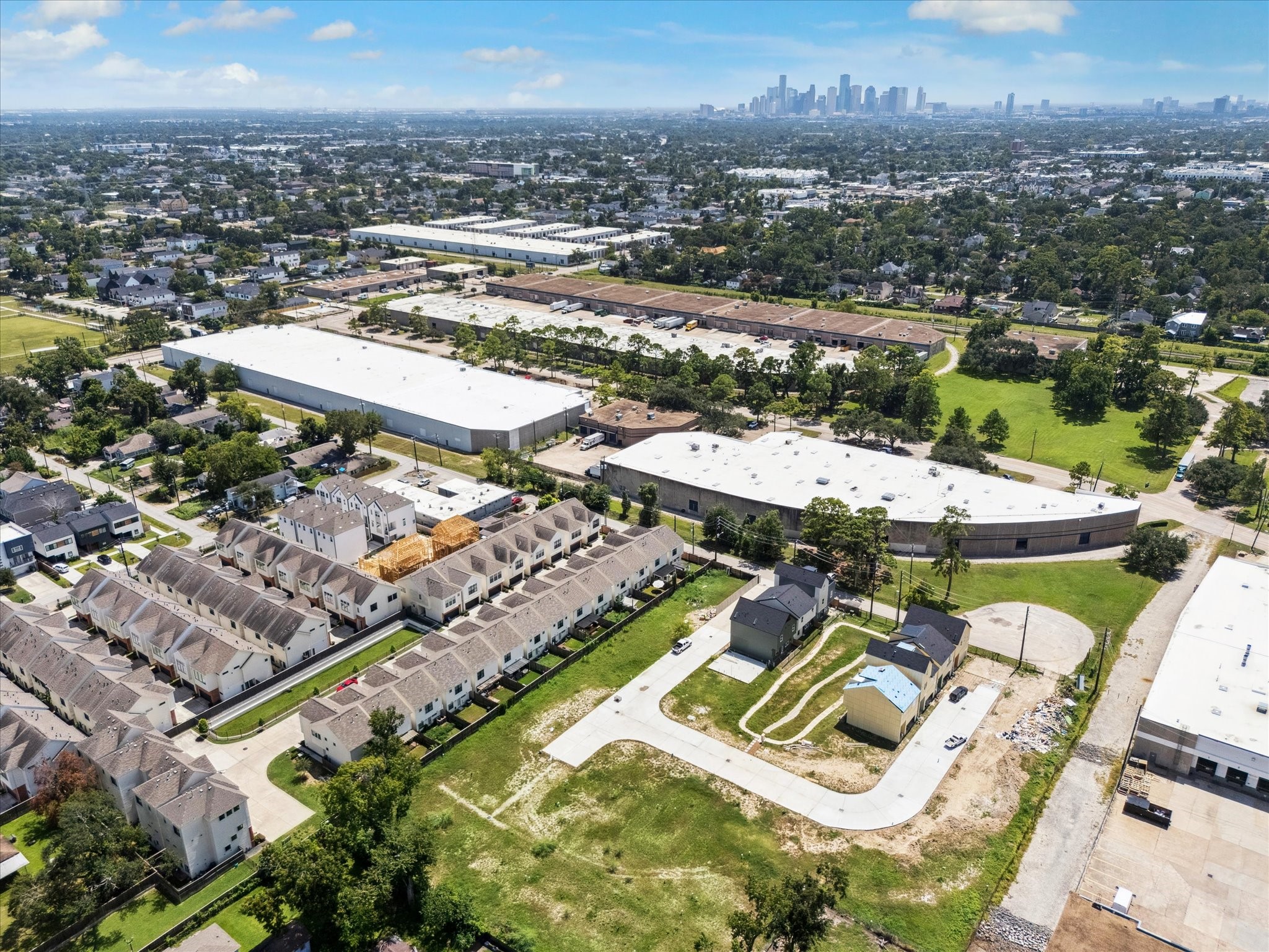 3902 Zina Way Houston, TX 77018 - Photo 47 of 48 SO close to 610, Whole Foods & easy access to the Heights or Downtown.