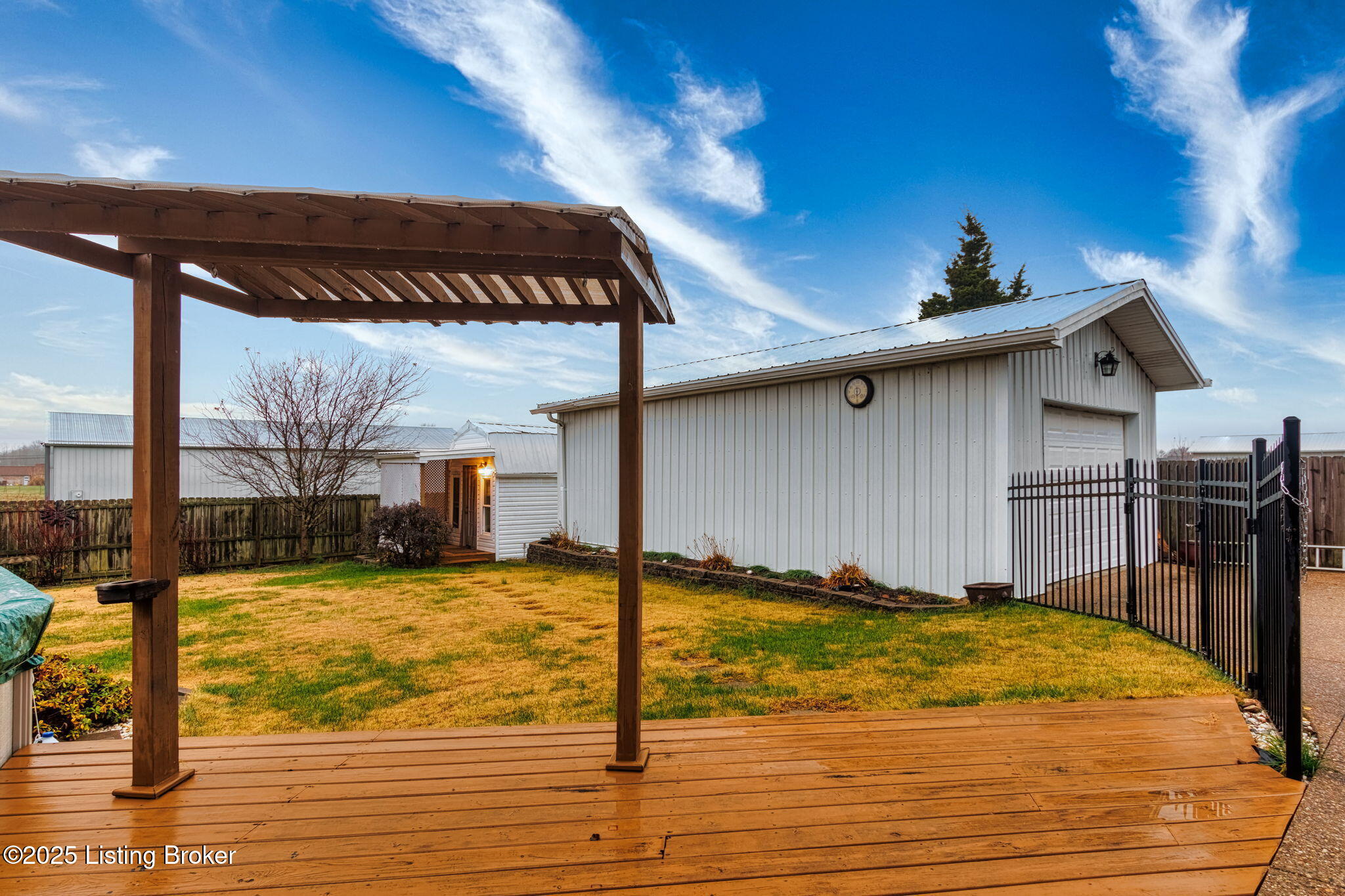151 Rustic Way Shepherdsville, KY 40165 - Photo 37 of 48 55-web-or-mls-696A8142-HDR-Edit