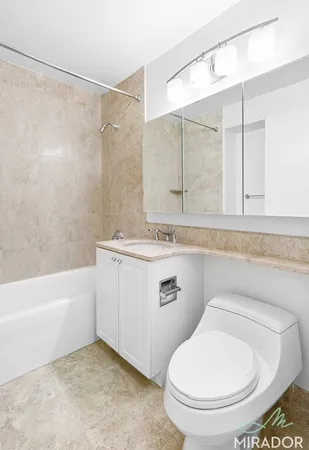 $9,500 | 60 West 23rd Street, Unit 701 | Flatiron