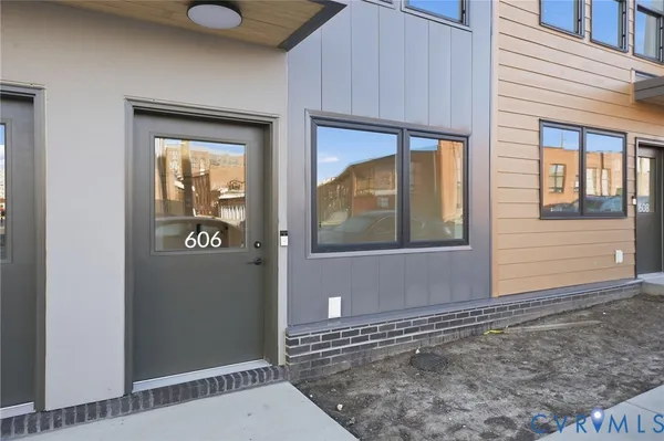 $424,000 | 606 Decatur Street, Richmond, VA 23224