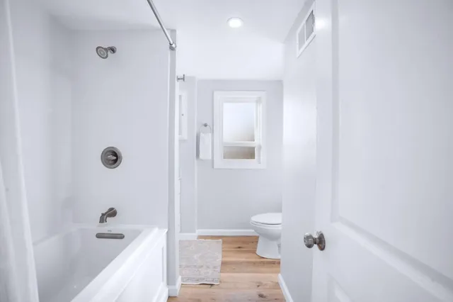 $1,298,000 | 5914 Zinn Drive, Oakland, CA 94611