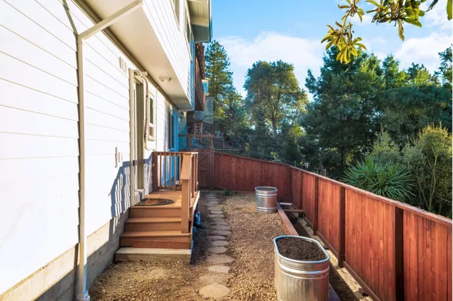 $1,298,000 | 5914 Zinn Drive, Oakland, CA 94611