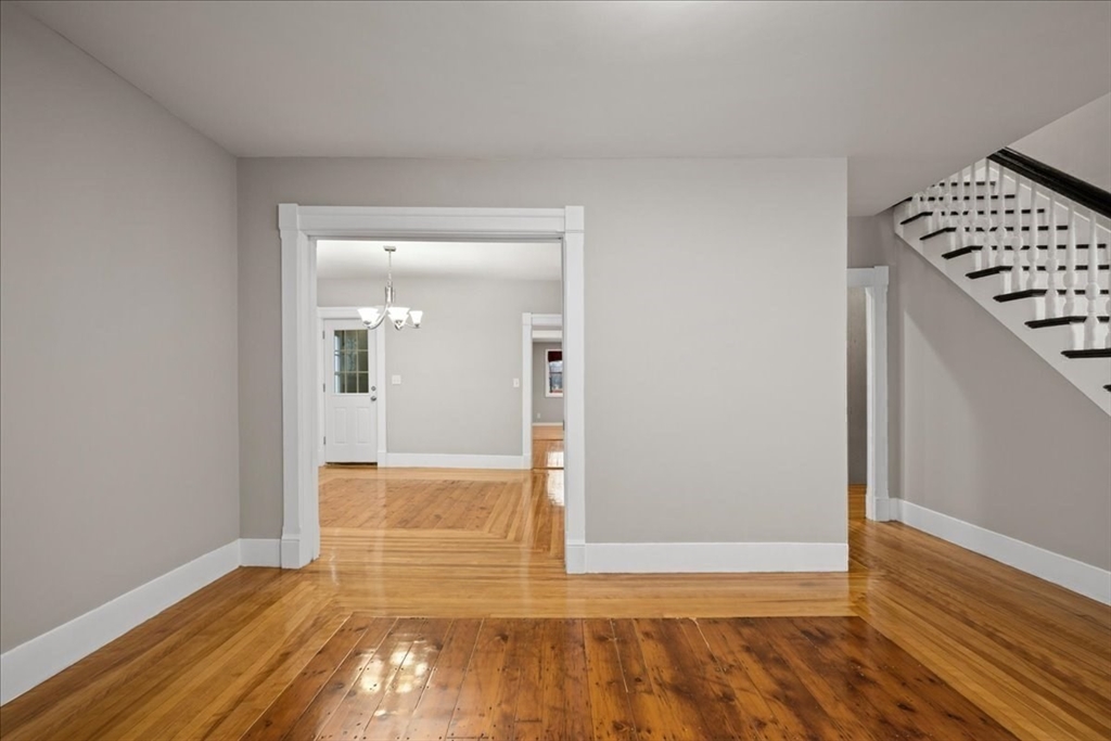 7 Chadwick Street Worcester, MA 01605 - Photo 15 of 40