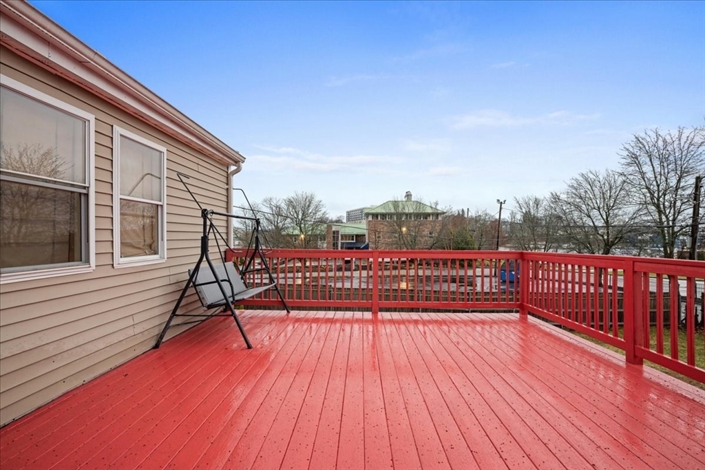 7 Chadwick Street Worcester, MA 01605 - Photo 30 of 40