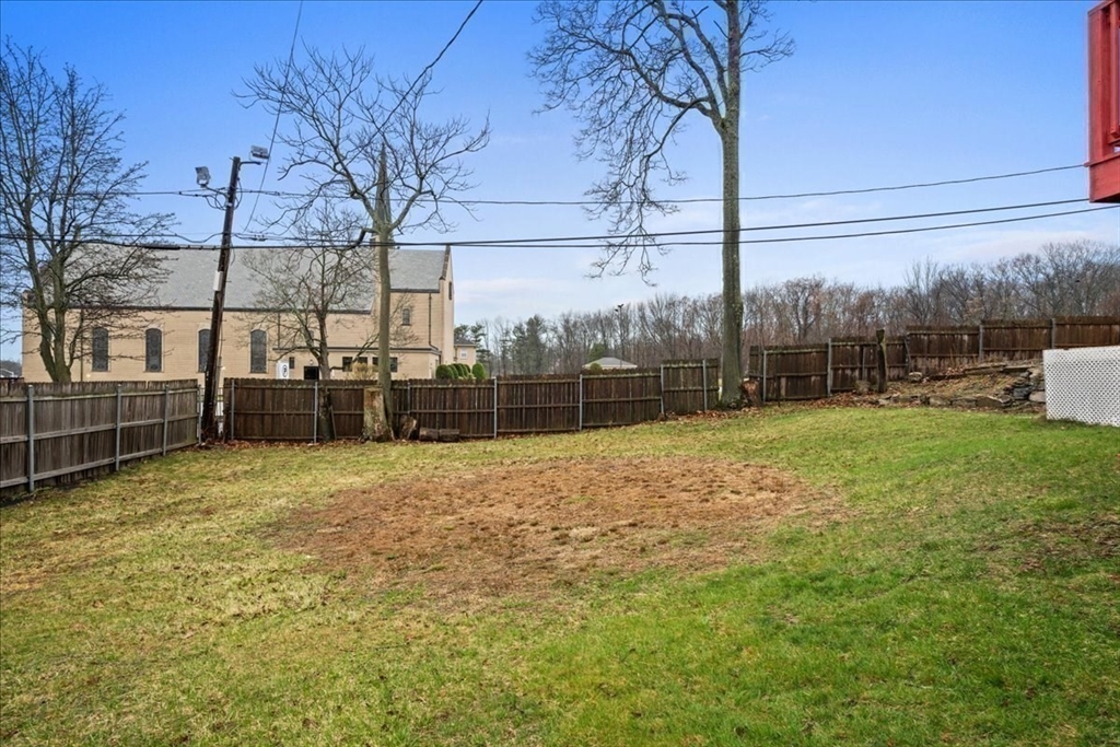 7 Chadwick Street Worcester, MA 01605 - Photo 33 of 40