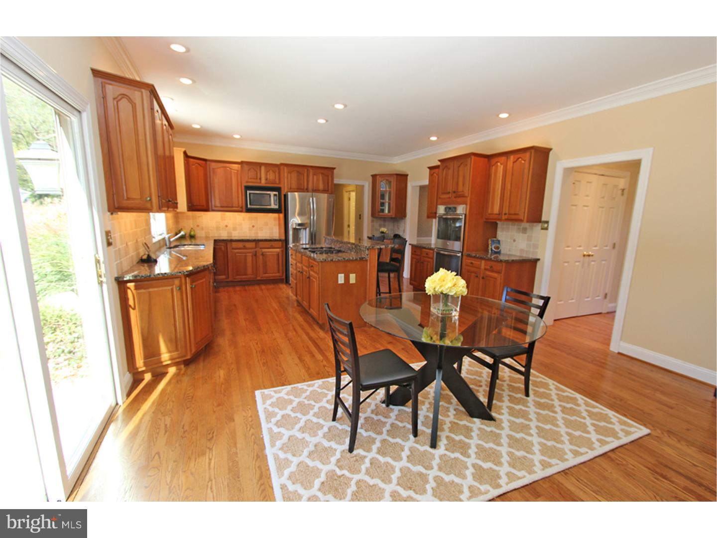 518 Sugartown Road Devon, PA 19333 - Photo 7 of 25