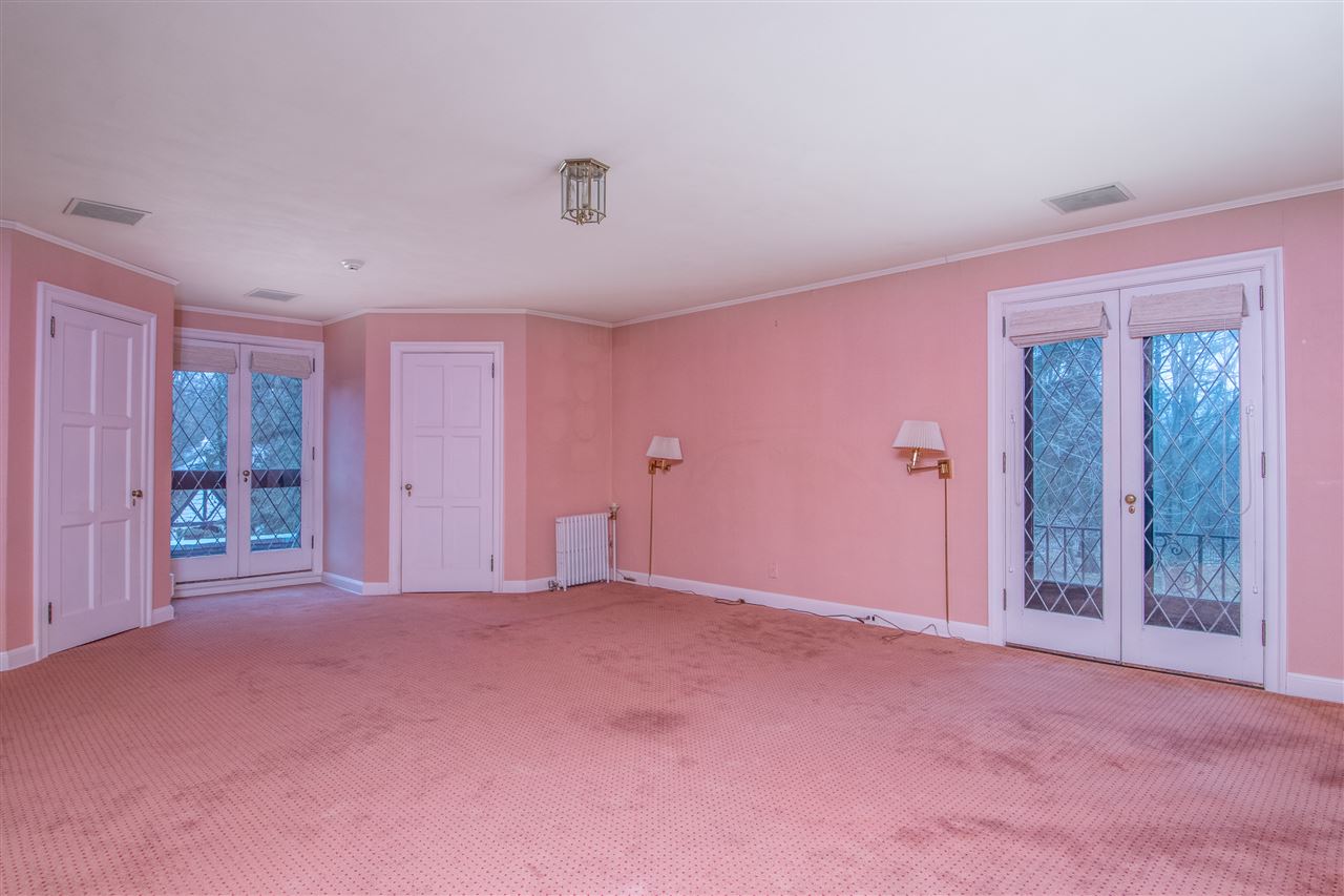 311 Spring Creek Road Rockford, IL 61107 - Photo 16 of 25 a view of an empty room with a window
