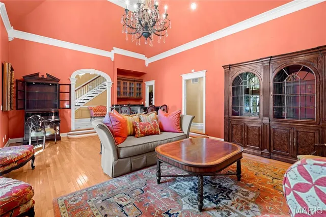 $599,900 | 328 Ann Drive, Charleston, MO 63834