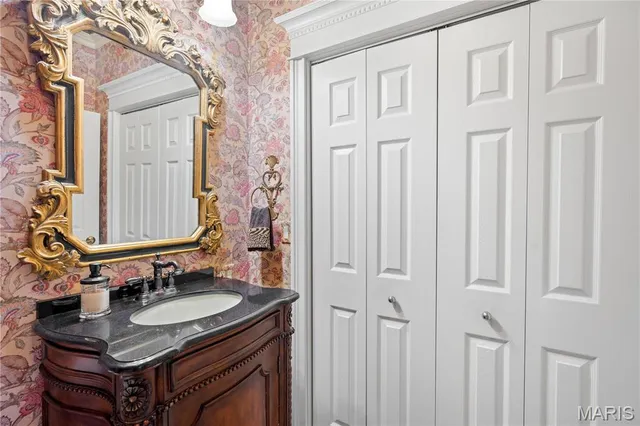 $599,900 | 328 Ann Drive, Charleston, MO 63834