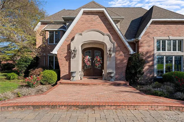 $599,900 | 328 Ann Drive, Charleston, MO 63834