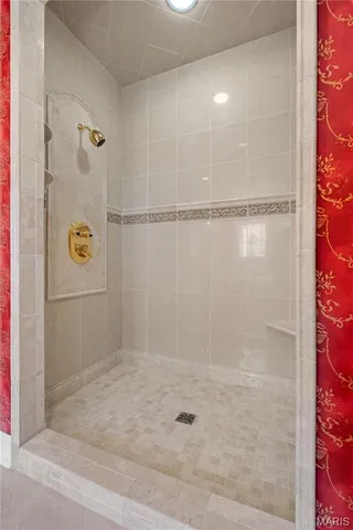 $599,900 | 328 Ann Drive, Charleston, MO 63834