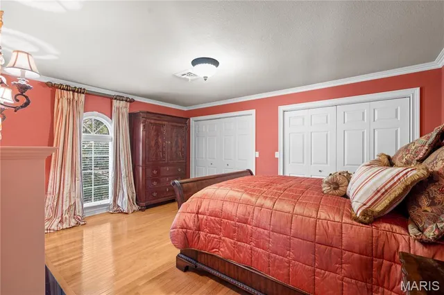 $599,900 | 328 Ann Drive, Charleston, MO 63834