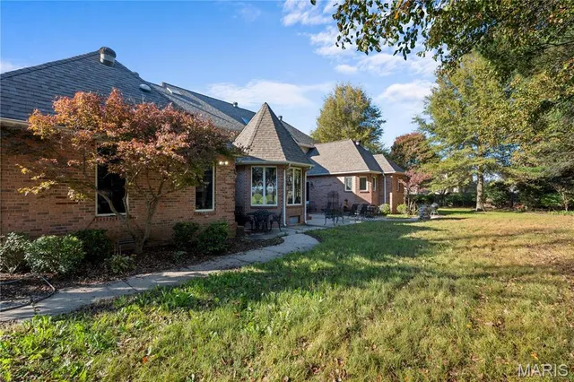 $599,900 | 328 Ann Drive, Charleston, MO 63834