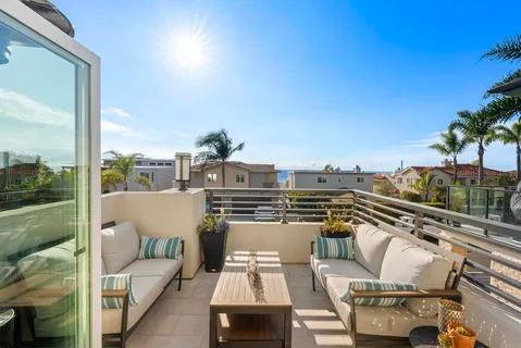 $2,990,000 | 2319 Cambridge Avenue, Cardiff-by-the-Sea, CA 92007