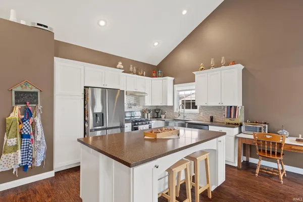 $430,000 | 2206 South Old Ditch Road, Warsaw, IN 46580