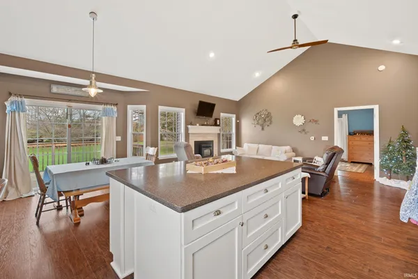 $430,000 | 2206 South Old Ditch Road, Warsaw, IN 46580