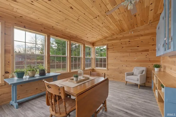 $430,000 | 2206 South Old Ditch Road, Warsaw, IN 46580