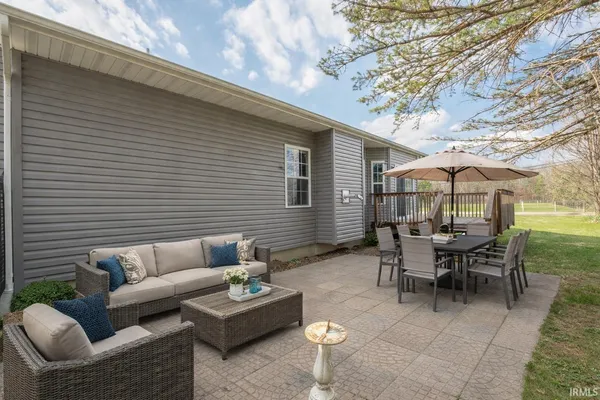 $430,000 | 2206 South Old Ditch Road, Warsaw, IN 46580