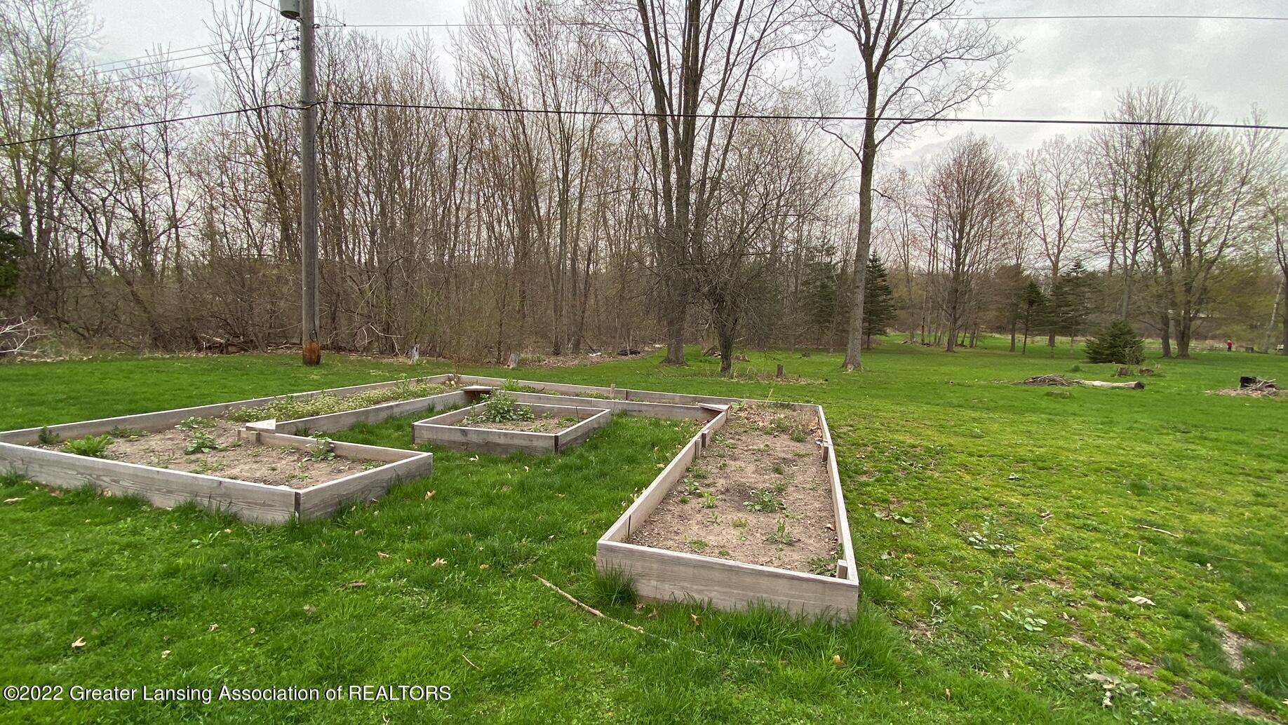 5596 Shoeman Road Haslett, MI 48840 - Photo 34 of 37 garden