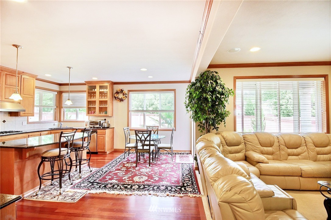 3931 214th Street Southeast Bothell, WA 98021 - Photo 10 of 25