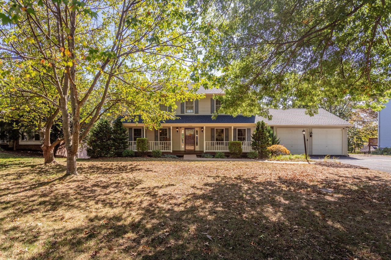 1480 Bluewater Road Harrisonburg, VA 22801 - Photo 37 of 46 a front view of a house with a garden