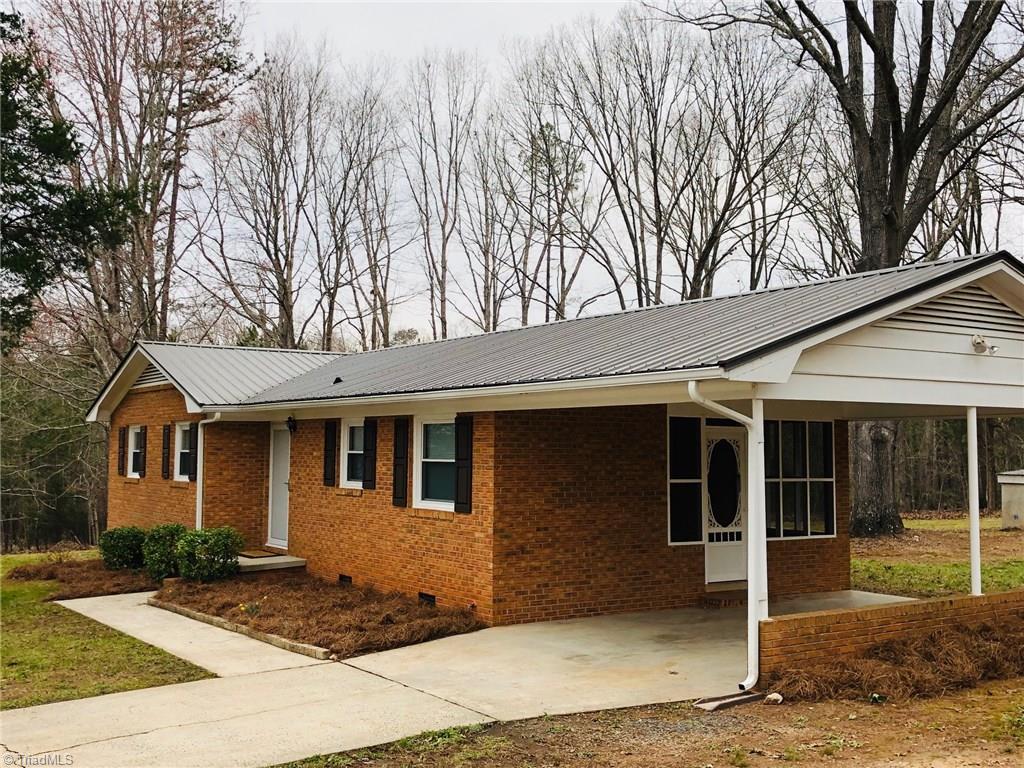 656 Burney Road Asheboro, NC 27205 - Photo 3 of 7 Gallery Image 3