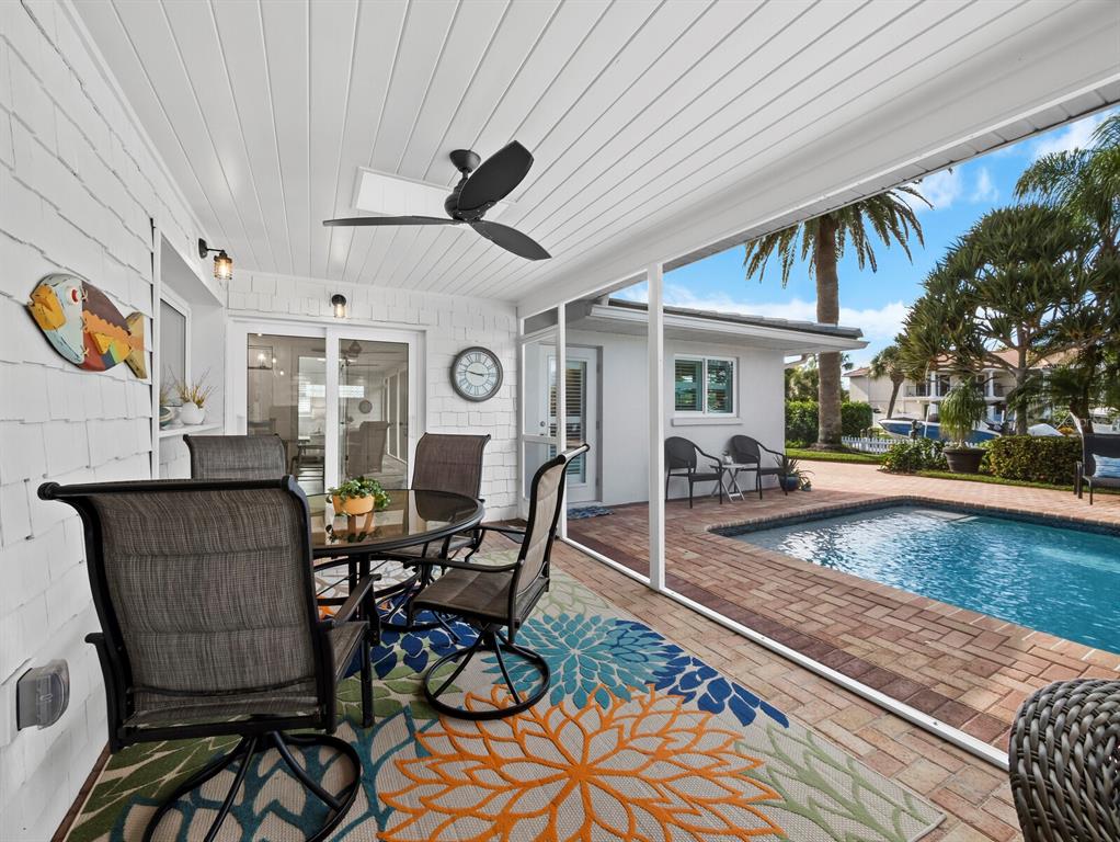 513 Outrigger Lane Longboat Key, FL 34228 - Photo 16 of 57