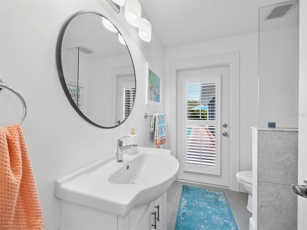 513 Outrigger Lane Longboat Key, FL 34228 - Photo 25 of 57