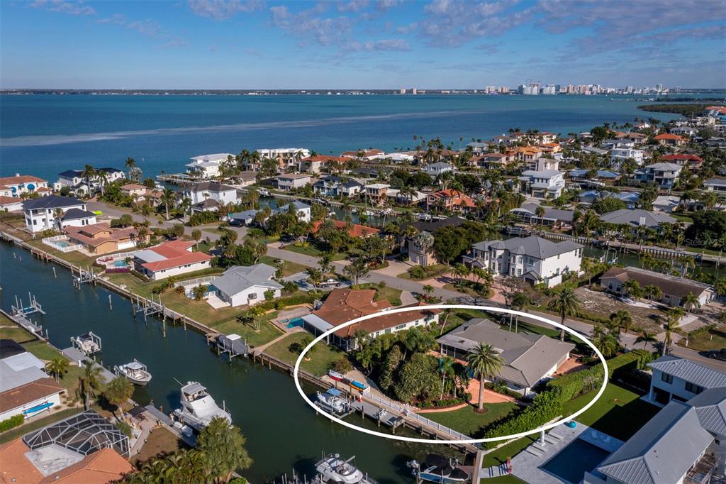 513 Outrigger Lane Longboat Key, FL 34228 - Photo 49 of 57