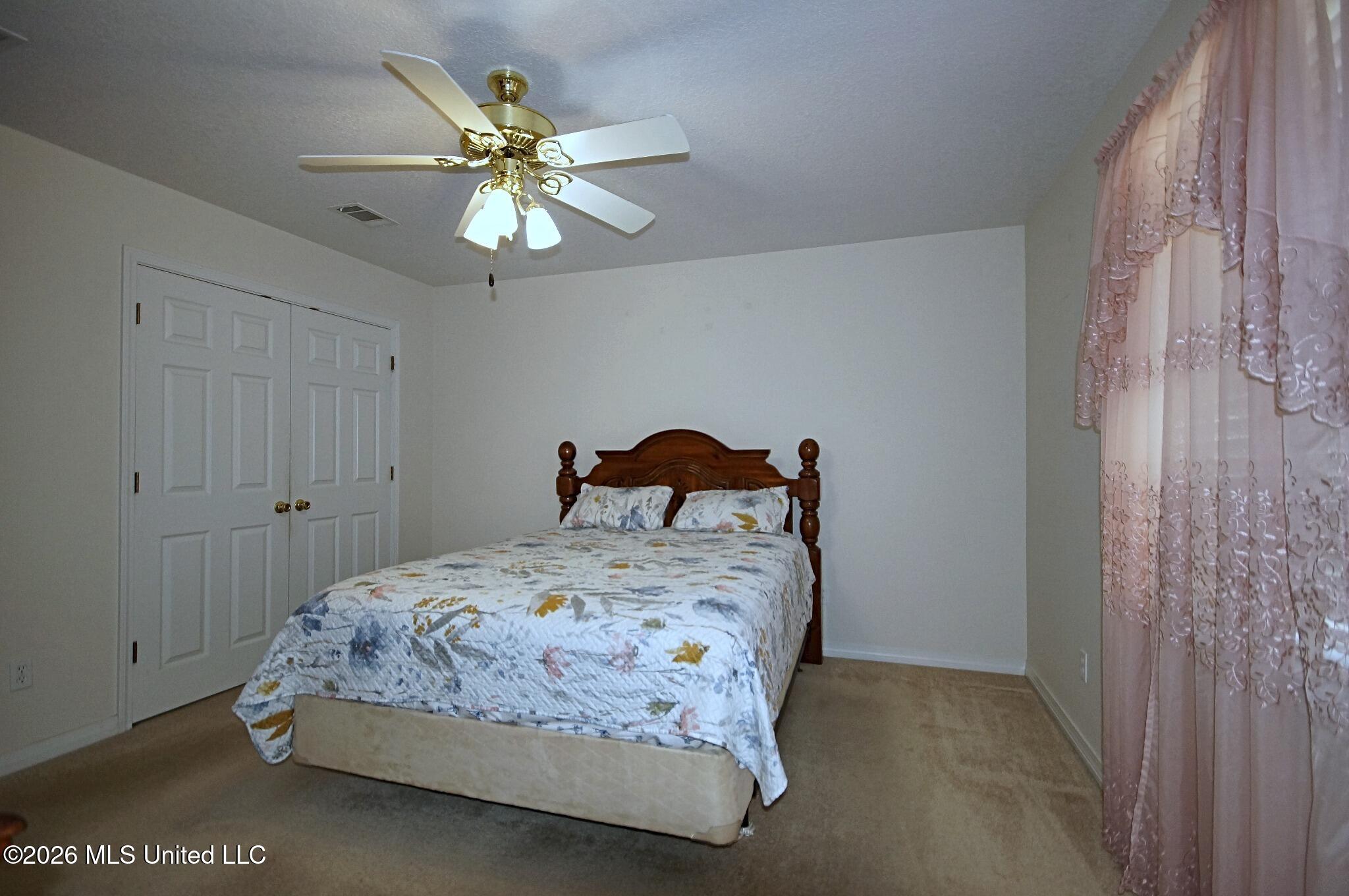 6008 St Martin Road Biloxi, MS 39532 - Photo 13 of 39 Primary Bedroom