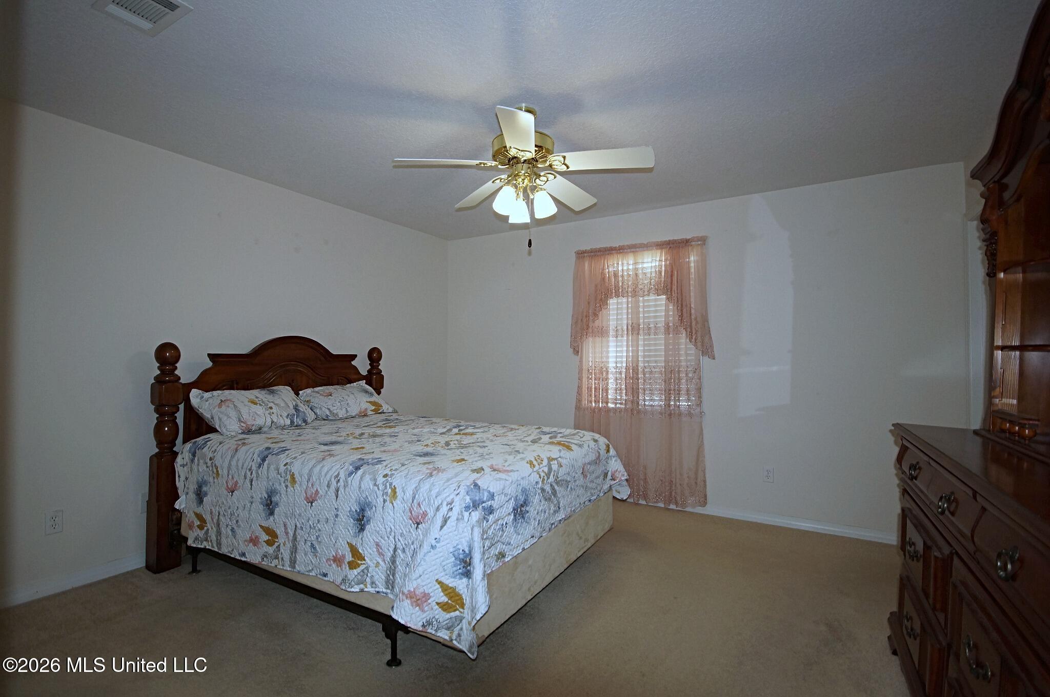 6008 St Martin Road Biloxi, MS 39532 - Photo 14 of 39 Primary Bedroom