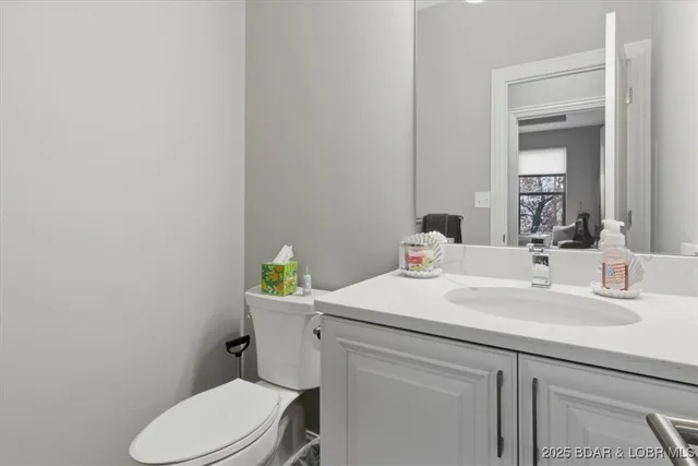 $710,000 | 94 Bella Terra Court, Sunrise Beach, MO 65079