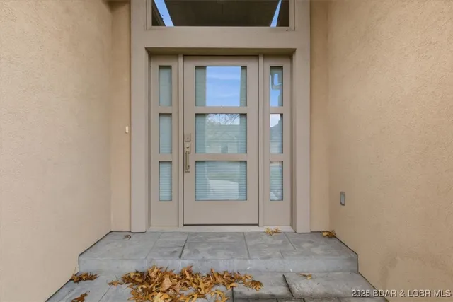 $710,000 | 94 Bella Terra Court, Sunrise Beach, MO 65079