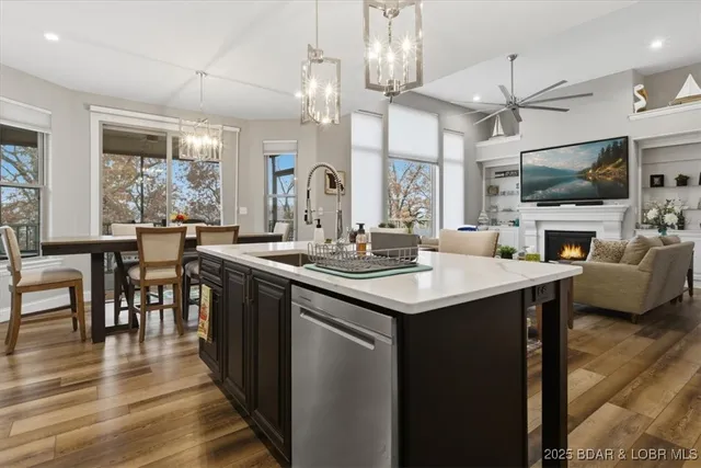 $710,000 | 94 Bella Terra Court, Sunrise Beach, MO 65079