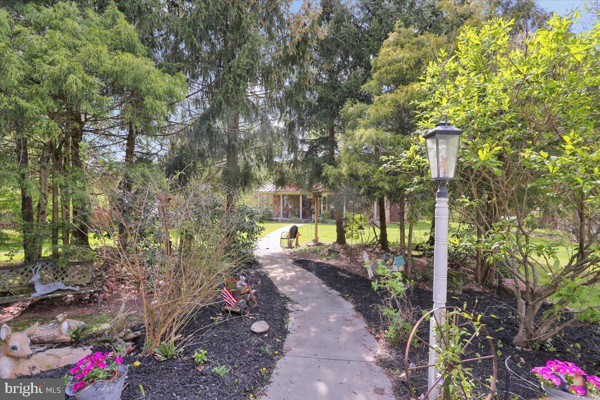 448 Weaver Road Morgantown, PA 19543 - Photo 12 of 58 Gallery Image 12