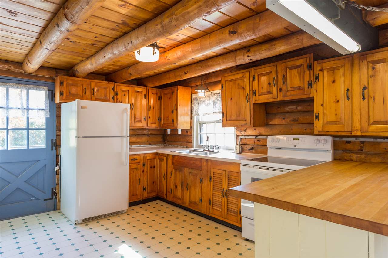 2 Berry Road Nottingham, NH 03290 - Photo 25 of 36