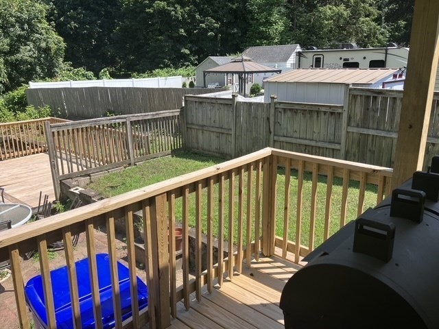 55 Mandalay Road Springfield, MA 01118 - Photo 8 of 9