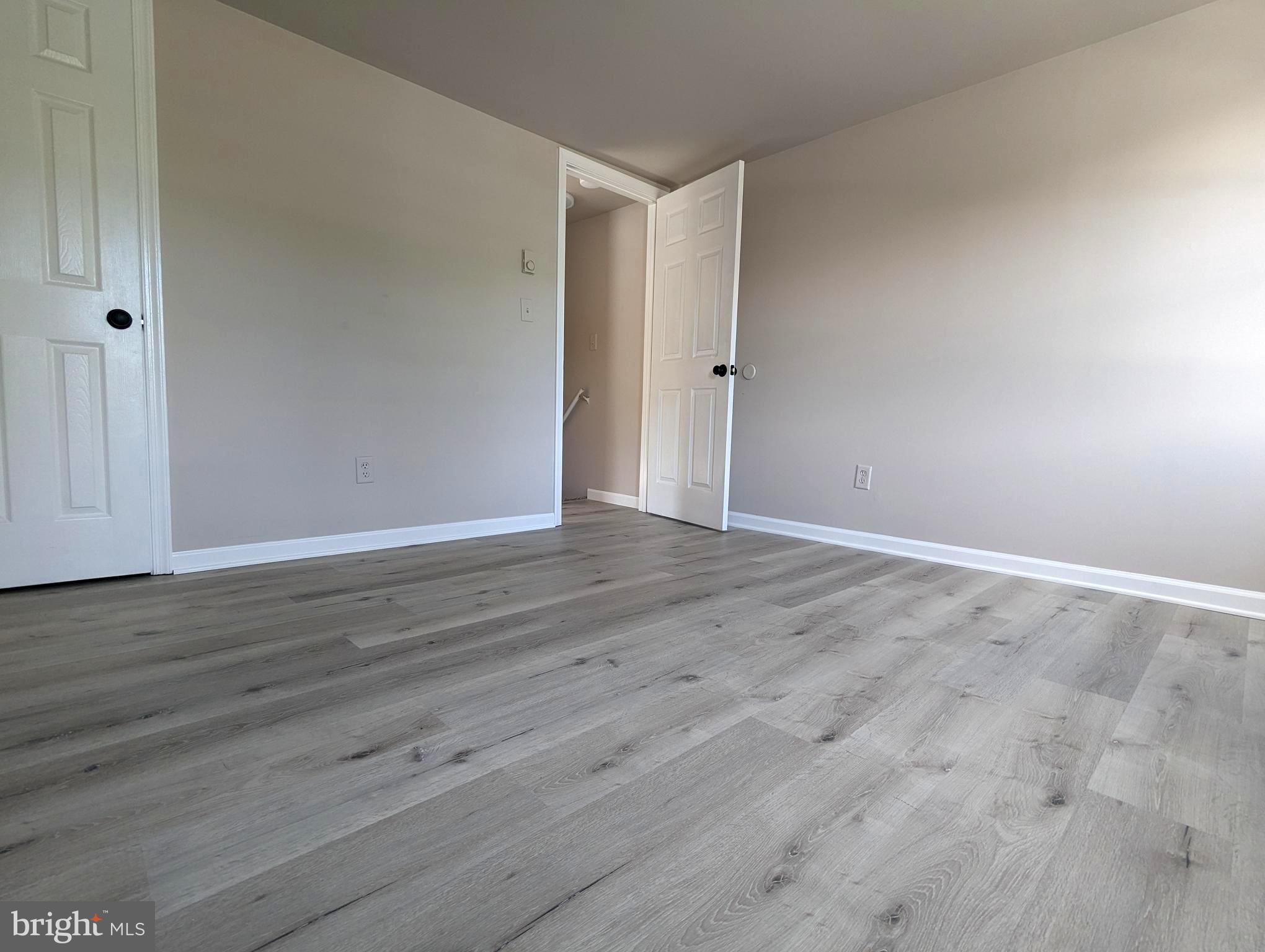 810 Washington Street Cambridge, MD 21613 - Photo 6 of 8 a view of an empty room