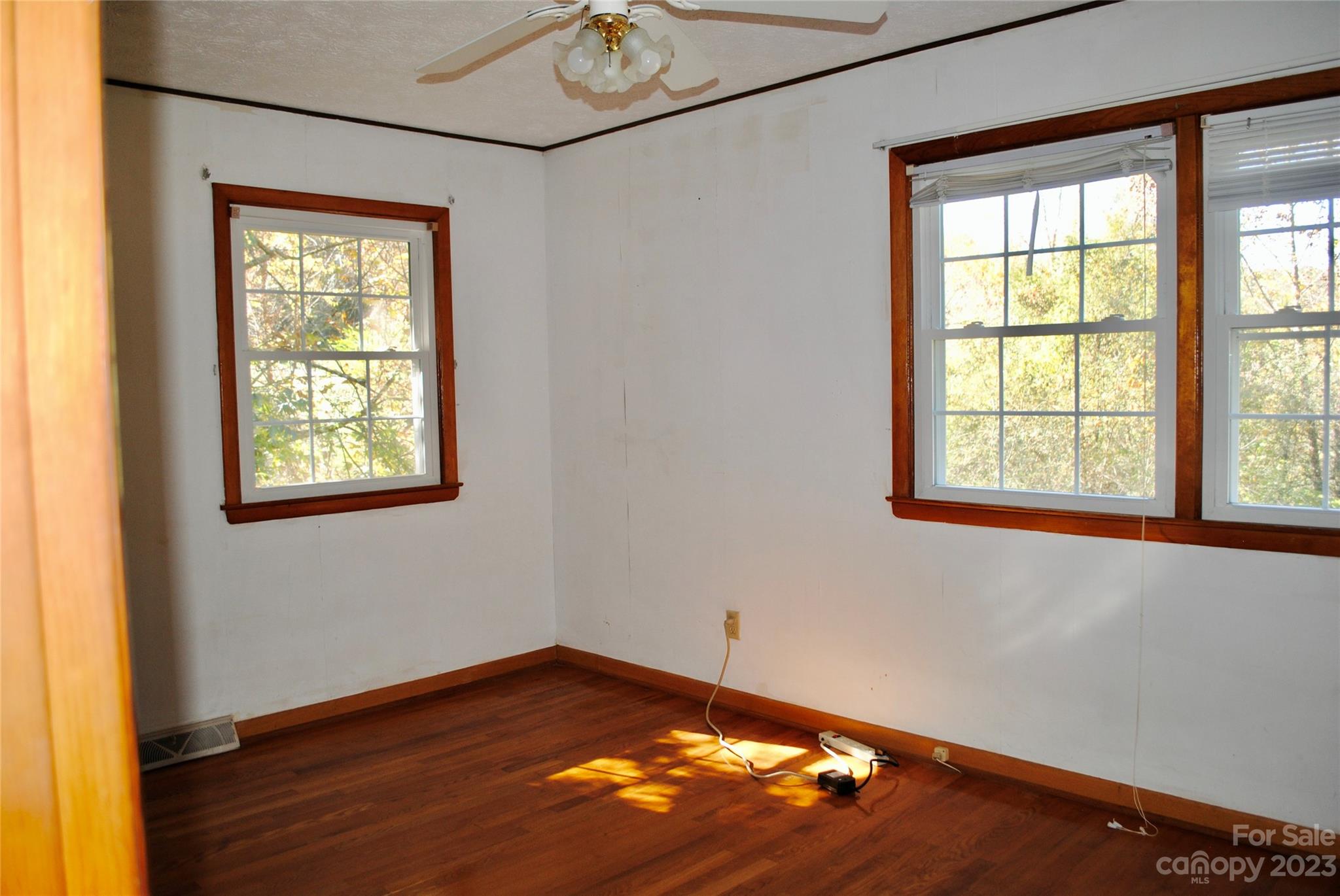 164 Bennett Road Candler, NC 28715 - Photo 15 of 43 Gallery Image 15