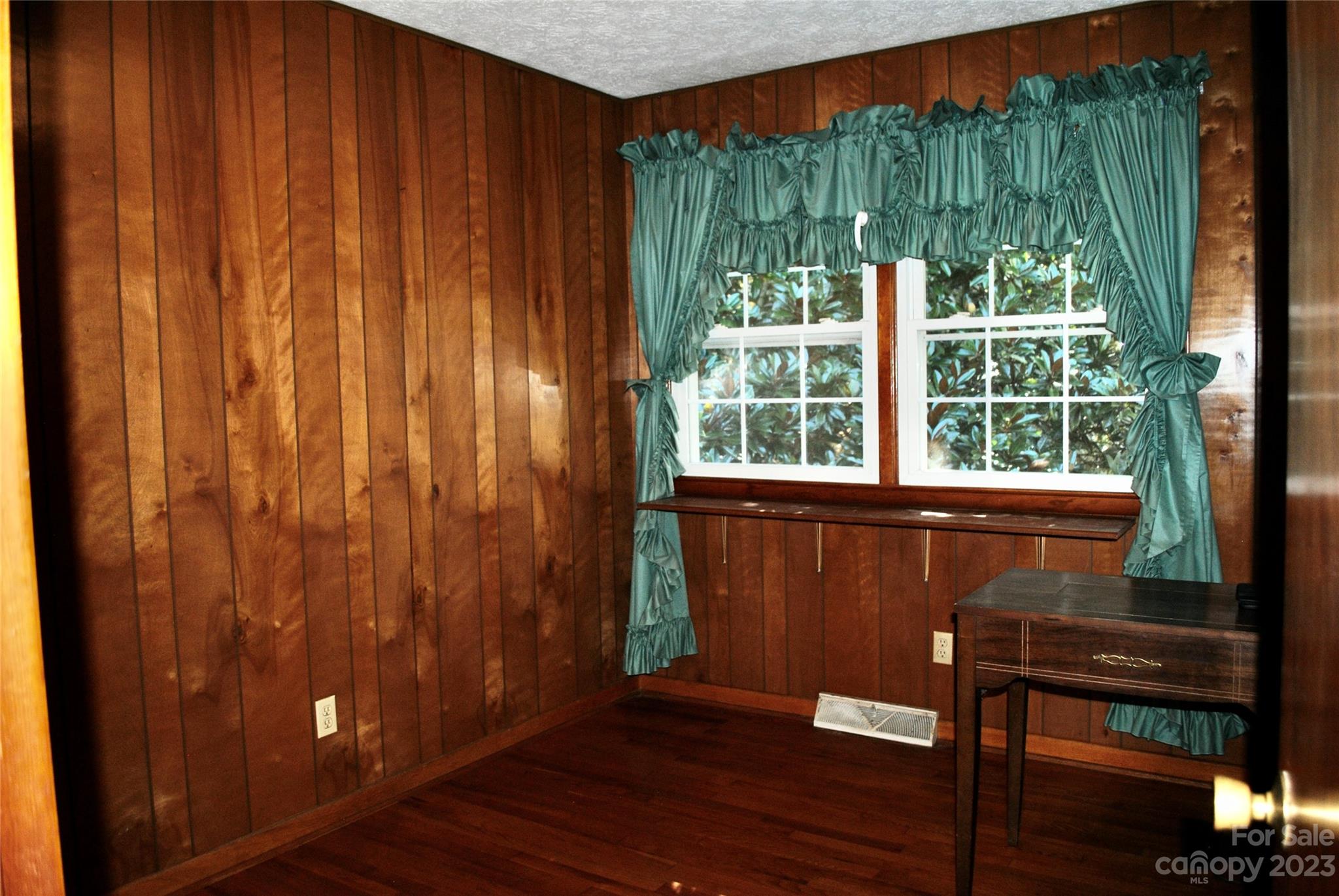 164 Bennett Road Candler, NC 28715 - Photo 16 of 43 Gallery Image 16