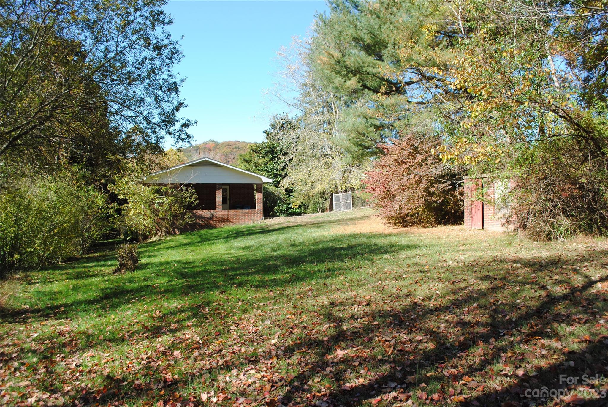 164 Bennett Road Candler, NC 28715 - Photo 35 of 43 Gallery Image 35