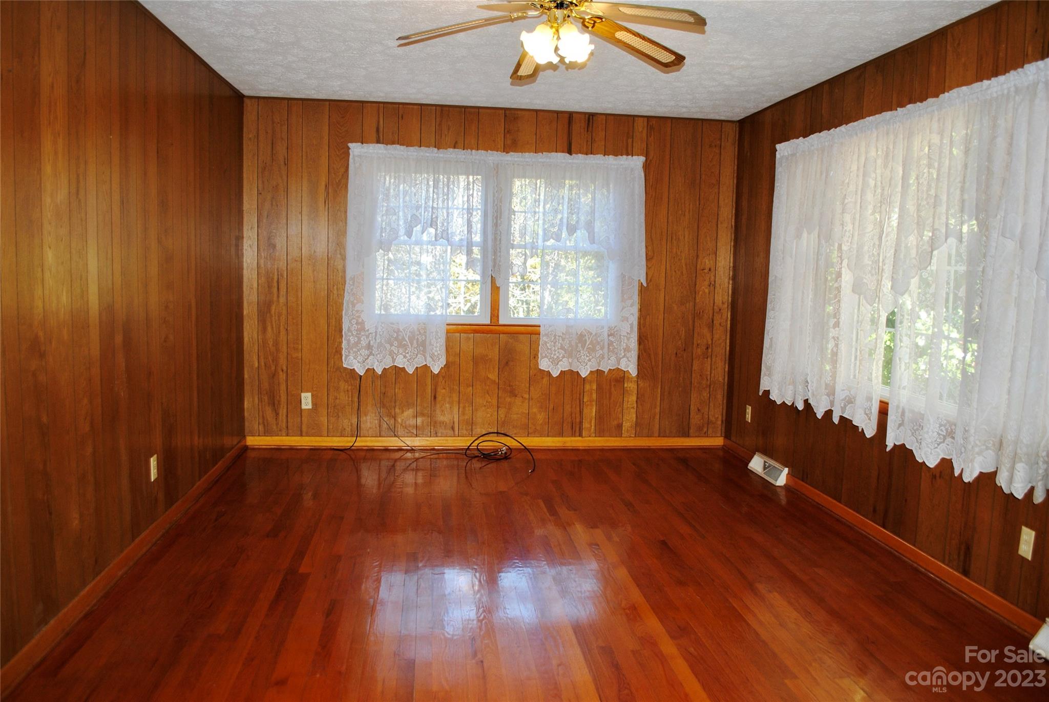 164 Bennett Road Candler, NC 28715 - Photo 9 of 43 Gallery Image 9