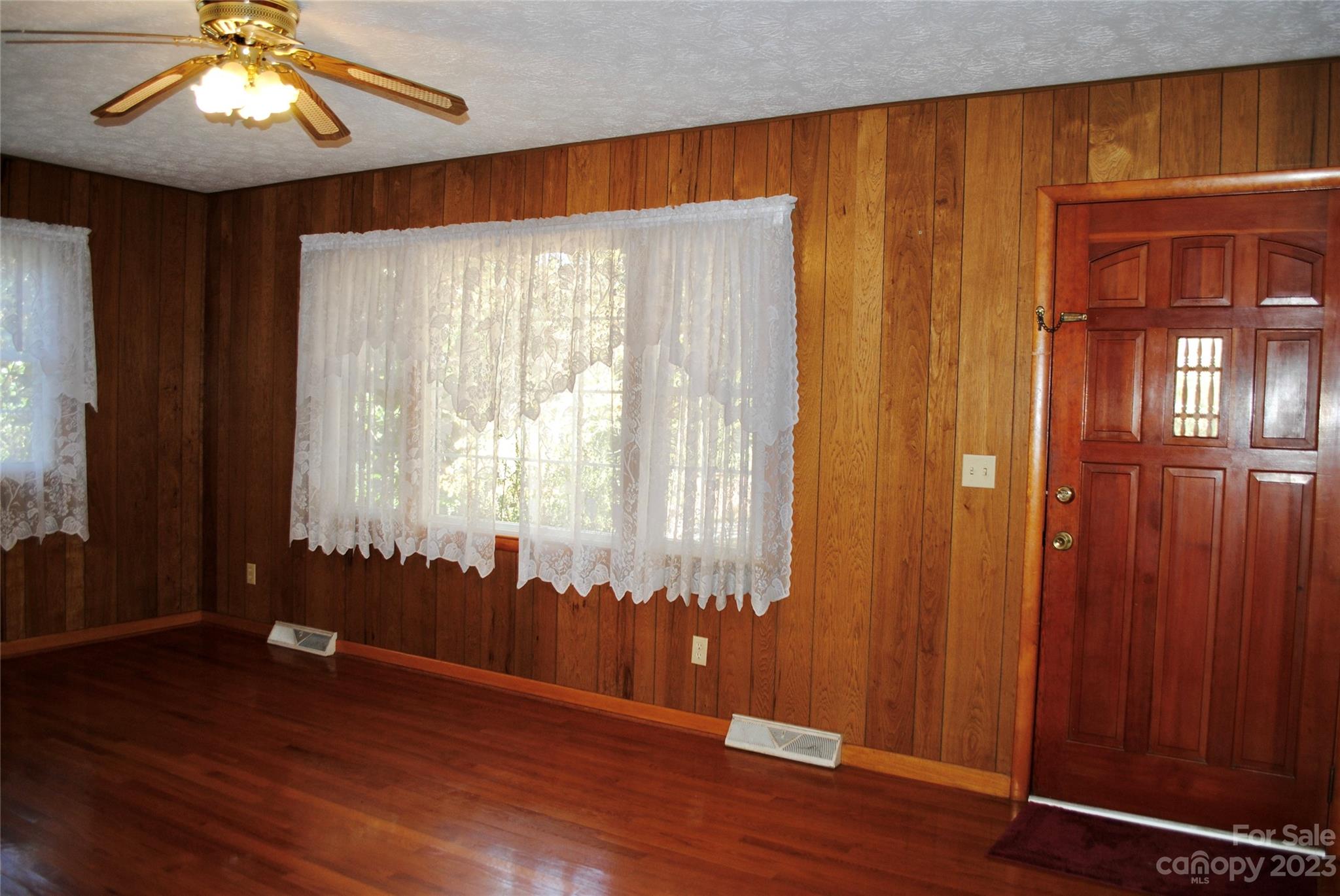 164 Bennett Road Candler, NC 28715 - Photo 10 of 43 Gallery Image 10