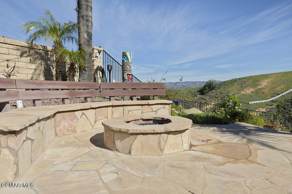 506 Peter Place Simi Valley, CA 93065 - Photo 12 of 100 506 Peter Place-HsHProd- 19