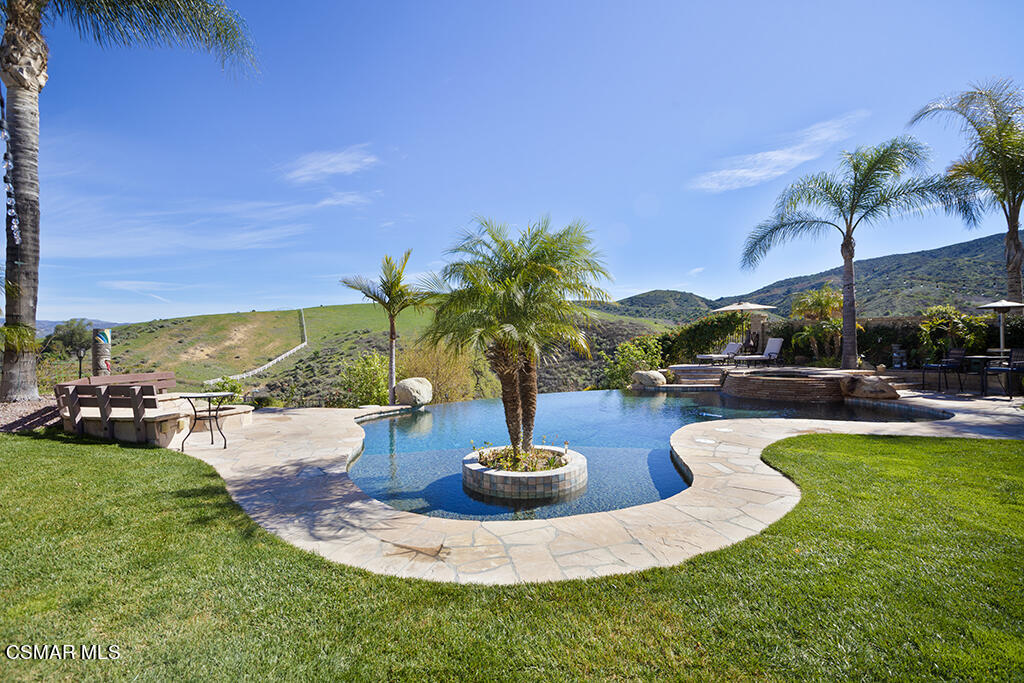 506 Peter Place Simi Valley, CA 93065 - Photo 27 of 100 506 Peter Place-HsHProd- 34