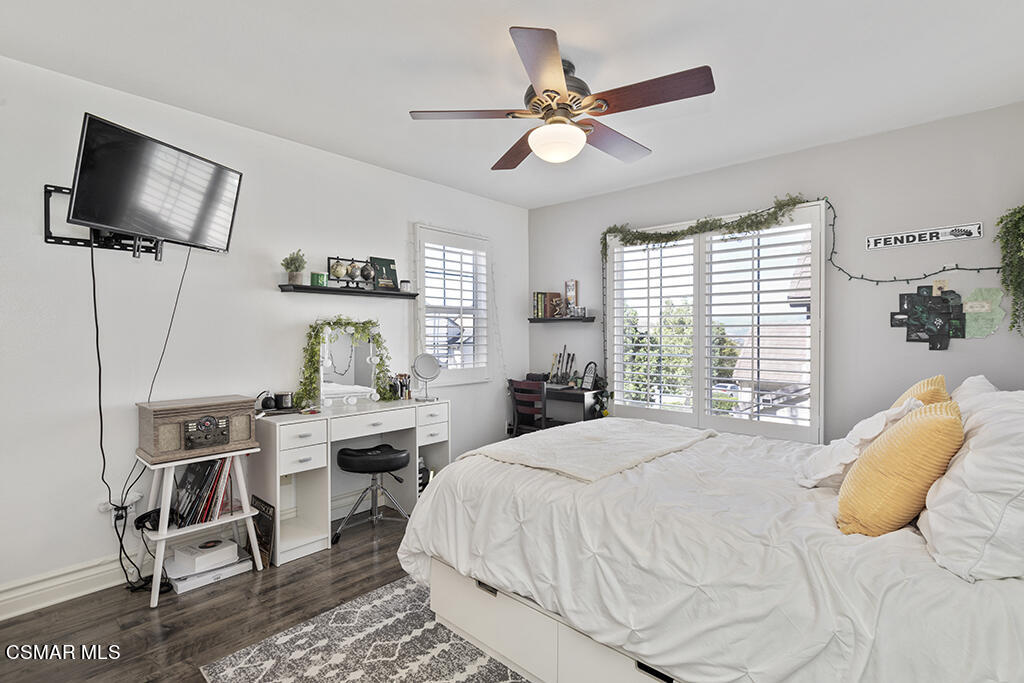 506 Peter Place Simi Valley, CA 93065 - Photo 31 of 100 506 Peter Place-HsHProd- 38