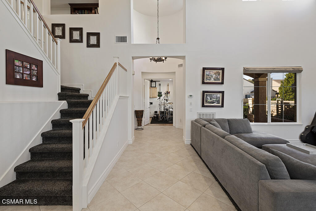 506 Peter Place Simi Valley, CA 93065 - Photo 60 of 100 506 Peter Place-HsHProd- 72