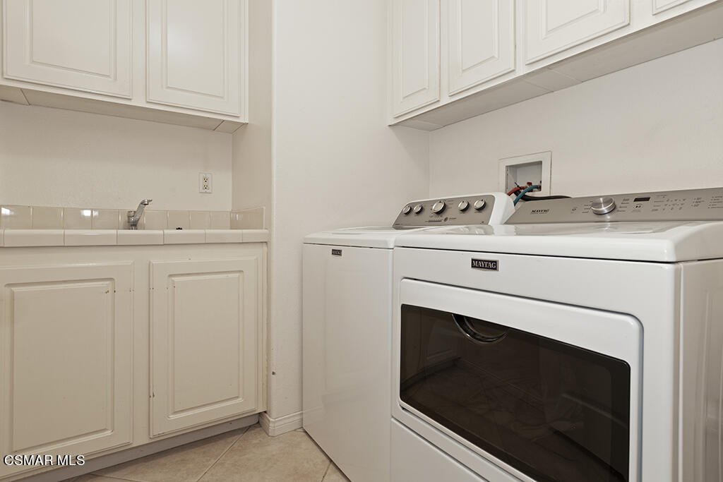 506 Peter Place Simi Valley, CA 93065 - Photo 63 of 100 506 Peter Place-HsHProd- 75