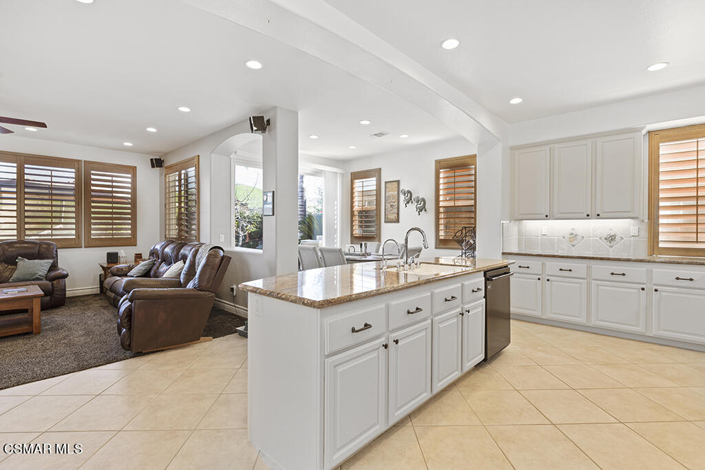 506 Peter Place Simi Valley, CA 93065 - Photo 69 of 100 506 Peter Place-HsHProd- 81